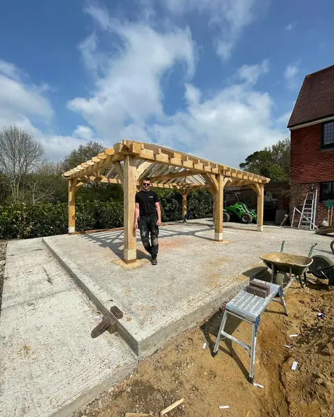 Happy days over the moon. Nice project with @radiallandscapes.   #carpenter #lan